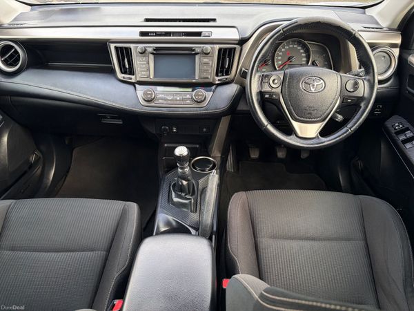 2015 Toyota RAV4 2.0 D-4D 125BHP LUNA Nct 09/26 382628132