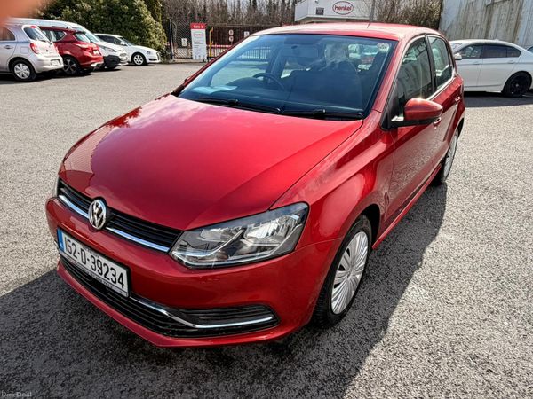 Volkswagen Polo 2015 382629240