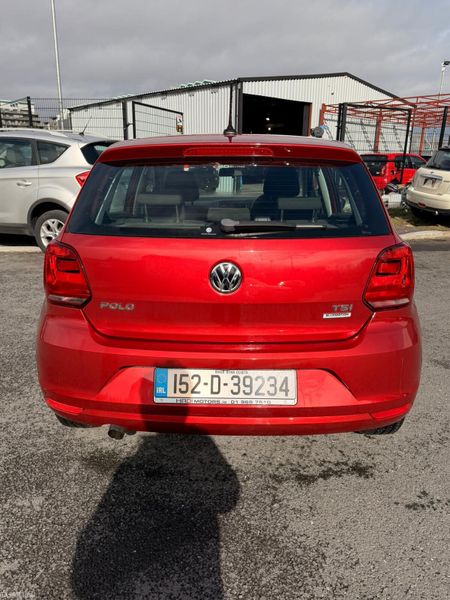 Volkswagen Polo 2015 382629244