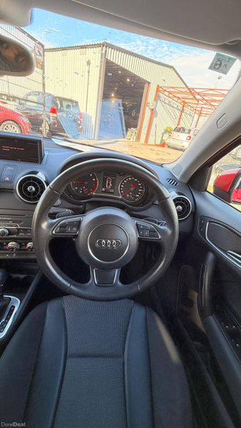 Audi A1 2014 382631502