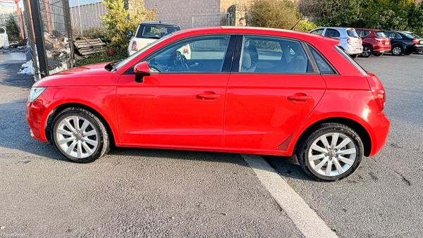 Audi A1 2014 382631504