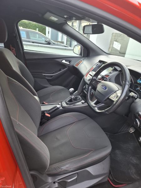 Ford Focus 2017 382741584