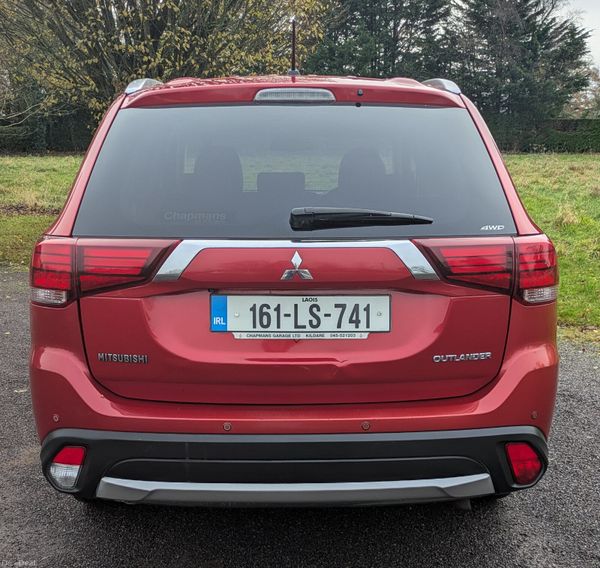 Mitsubishi Outlander/ AUTO/ 4X4 / NCT 02/27 382744058