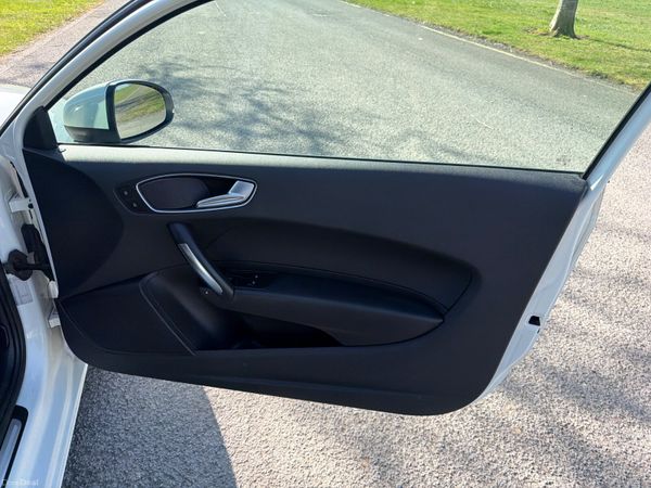 Audi A1 2013 TFSI S Tronic Automatic 1.4 382773090