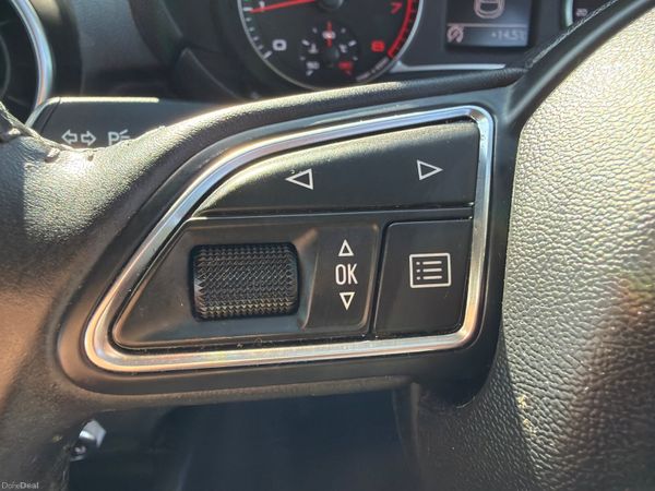 Audi A1 2013 TFSI S Tronic Automatic 1.4 382773120