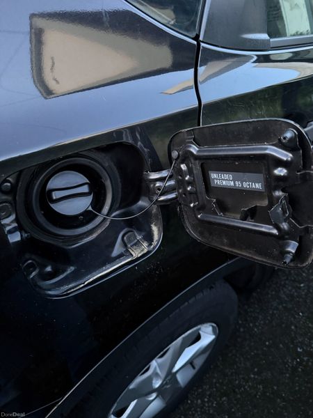 New: NCT.  Car Play screen. 4K Reverse Camera 382773640