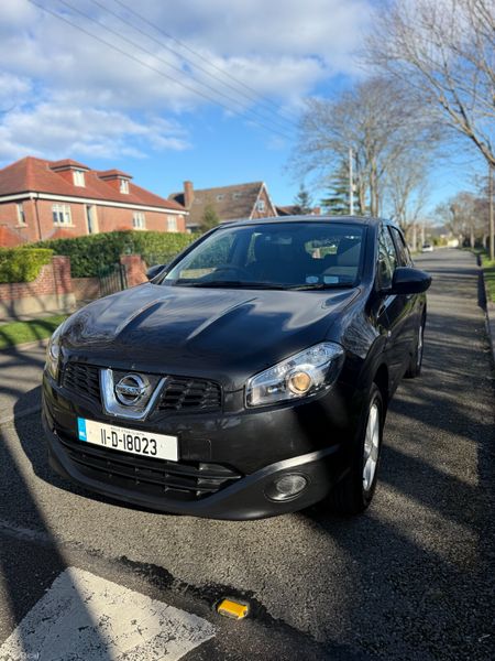 New: NCT.  Car Play screen. 4K Reverse Camera 382775928