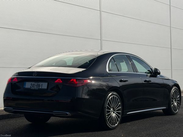 NewMercedes-Benz E220d Exclusive 20k Extras 382780658