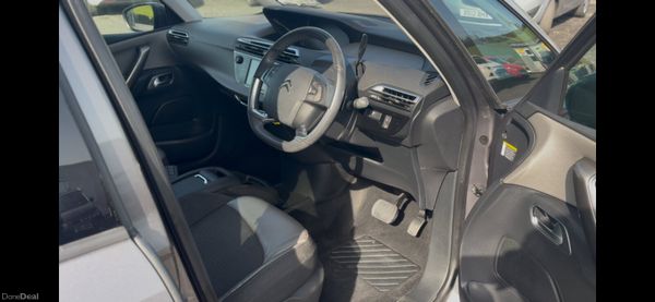 Citroen C4 Picasso 2018 1.6 diesel automatic 382788364