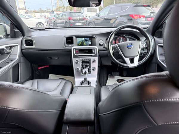 Volvo V60 2.0D SE LUX AUTO Low KMs 382795204