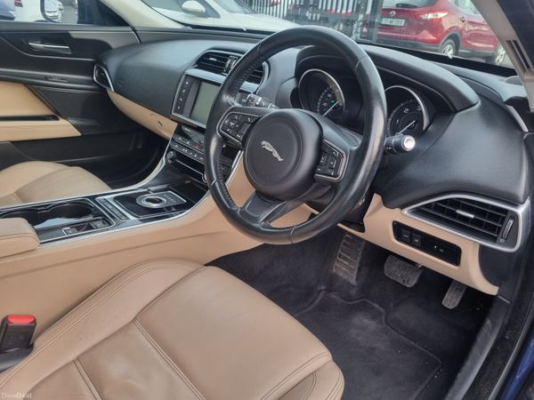 Jaguar XE 2016 382727032