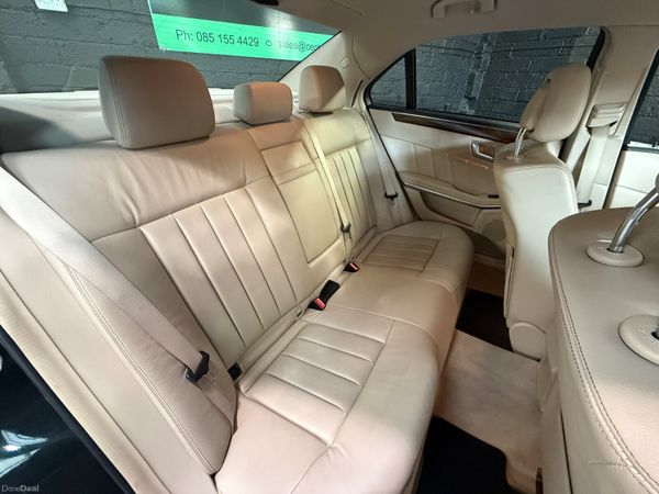 2014 Mercedes E300de Avantgarde *Like New* 382730816