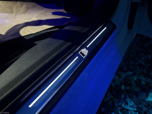 19 Audi A6 40 S Line 2.0 204 Bhp S Tronic Auto 382739294