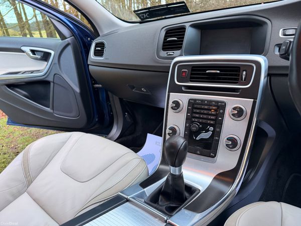 Volvo V60 2014 Diesel Ocean Race Edition 382842456