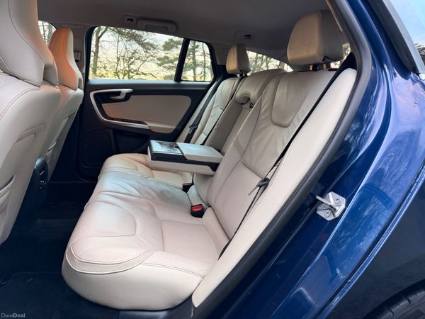 Volvo V60 2014 Diesel Ocean Race Edition 382842482