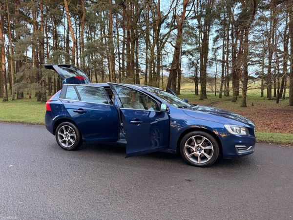 Volvo V60 2014 Diesel Ocean Race Edition 382842556