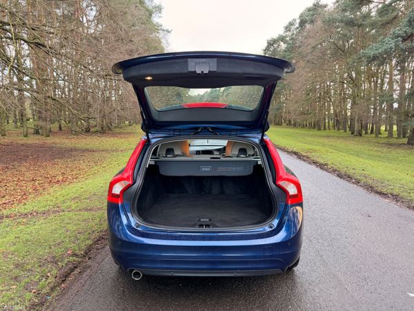 Volvo V60 2014 Diesel Ocean Race Edition 382842500