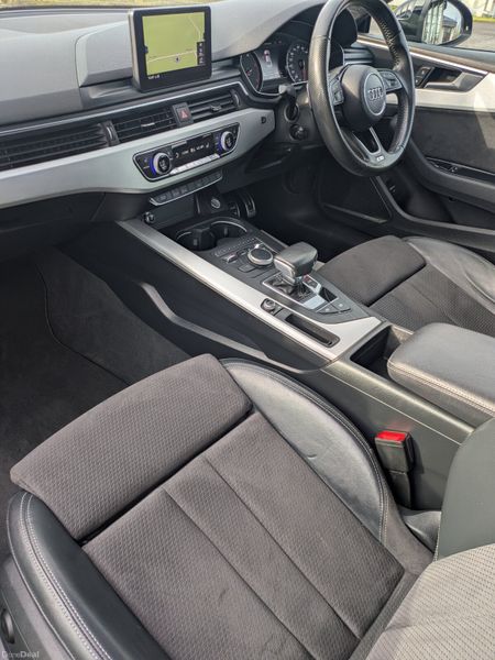 Audi A5 S-line /Auto/ NCT 09/27 382844132