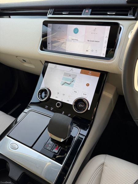 Stunning 231 Range Rover Velar PHEV! 382844284