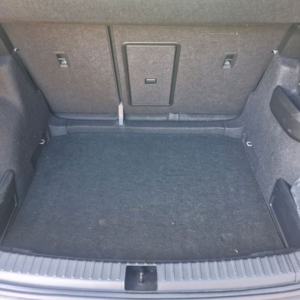 2020 Skoda Karoq 1.6d se 382855136