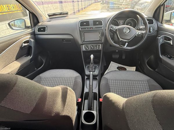 Volkswagen Polo 2016 22k km 382857678