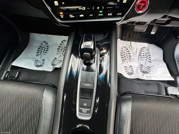 Honda Vezel 2019 1.5 Hybrid Auto 32200 KM ONLY 382878292