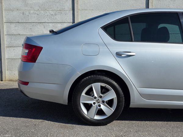 Skoda Octavia AMBITION 1.6TDI 90HP 382885752
