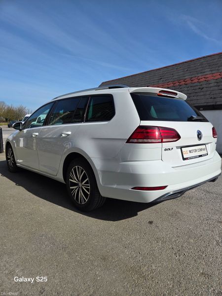 Volkswagen Golf 2017 382887952