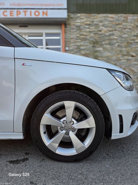 Audi A1 2012 1.4 tsi AUTOMATIC 382896120
