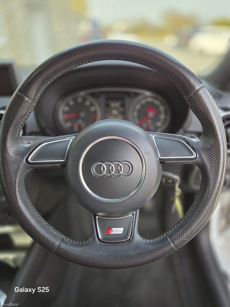 Audi A1 2012 1.4 tsi AUTOMATIC 382896124