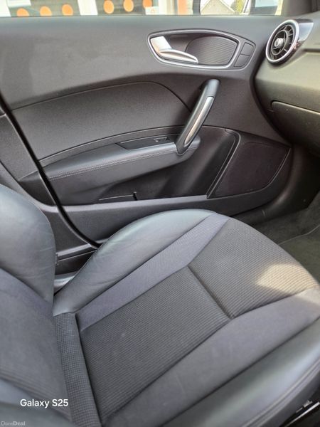 Audi A1 2012 1.4 tsi AUTOMATIC 382896126