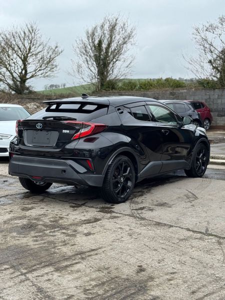 Toyota CHR G LED White Leather Trim 2019 382896764