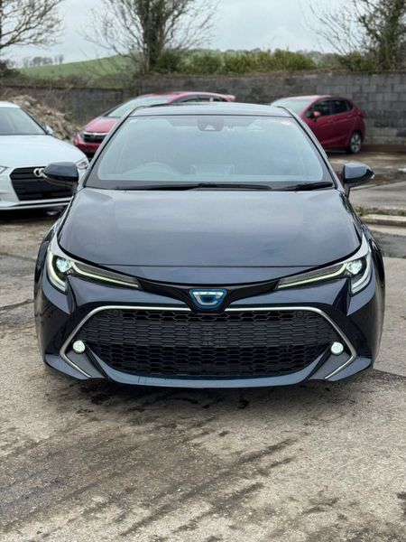 Toyota Corolla Sports High Spec 2019 382898880