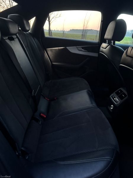 Audi A4 2017 S-Line Quattro Automatic 382831510