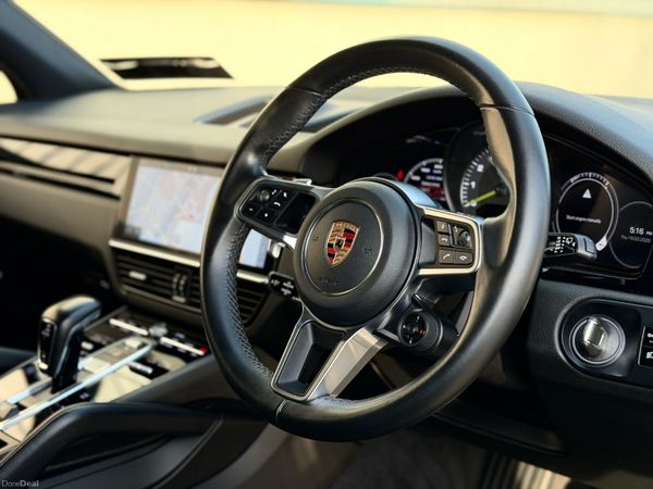 2020 Porsche Cayenne Plug-in Hybrid 462 BHP 382954424
