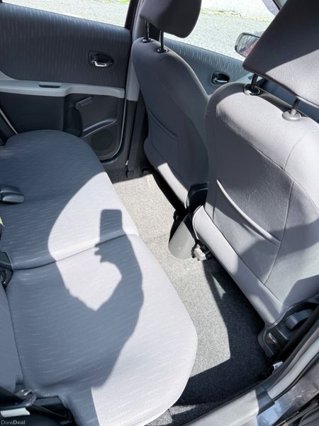 Toyota Yaris 1.3 Petrol Low Miles 382963686