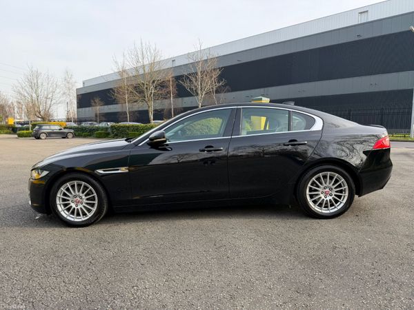 Jaguar XE 2.0 D Prestige Automatic 382966188