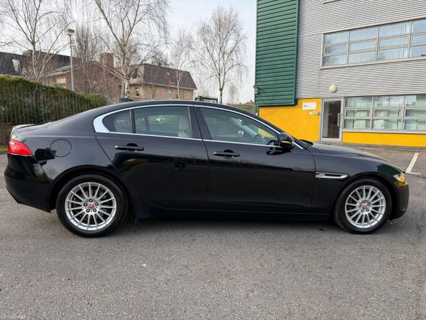 Jaguar XE 2.0 D Prestige Automatic 382966190