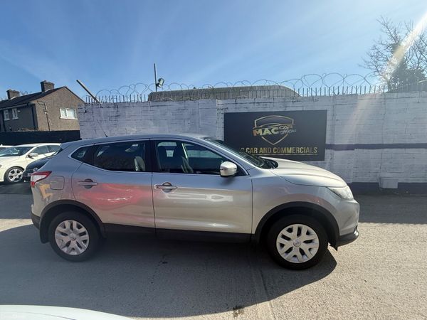 Nissan Qashqai 2016 382974806