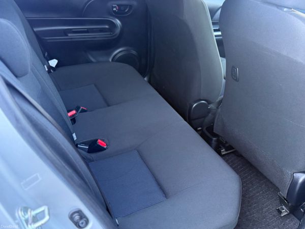 2020 Toyota Aqua Hybrid Automatic 382983410