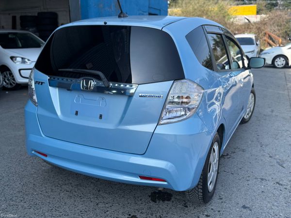 2012 Honda Fit Hybrid Auto/ Luxury trim 382996558