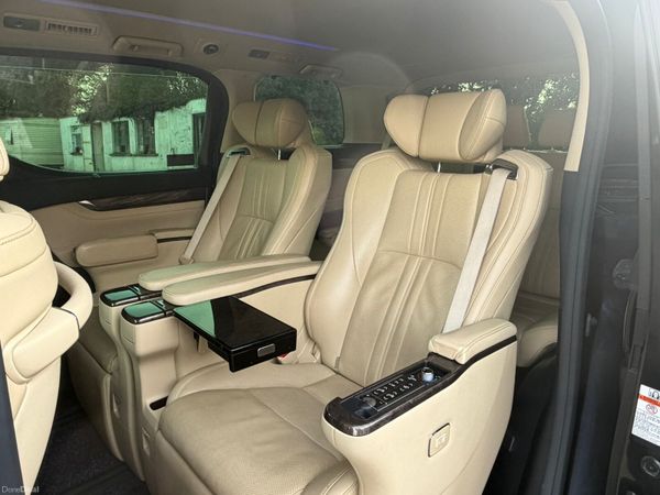 21 Toyota Alphard Hybrid Executive Lounge Seats 382918398