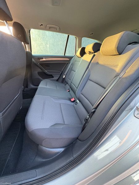 Volkswagen Golf Estate Mk7.5 Automatic 2018 382923600