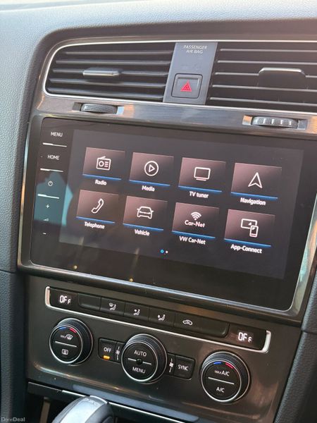 Volkswagen Golf Estate Mk7.5 Automatic 2018 382923610