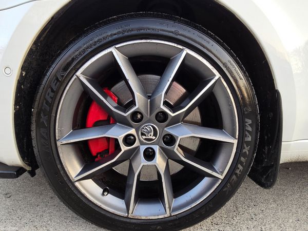 142  Skoda Octavia CR VRS 2.0TDI 185 BHP 382928350