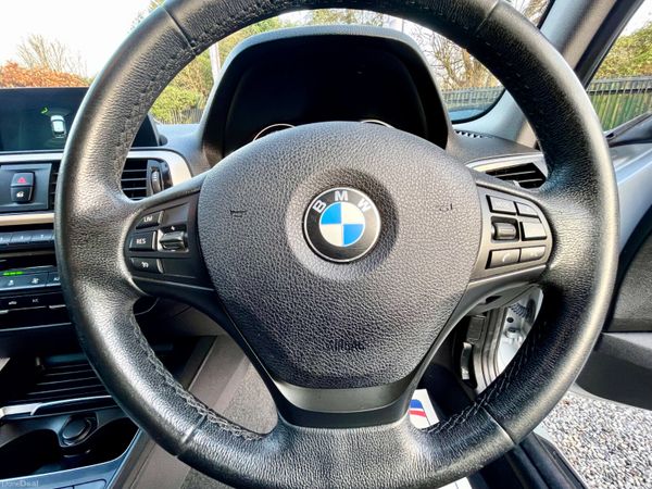 19 BMW 1-Series 382936592