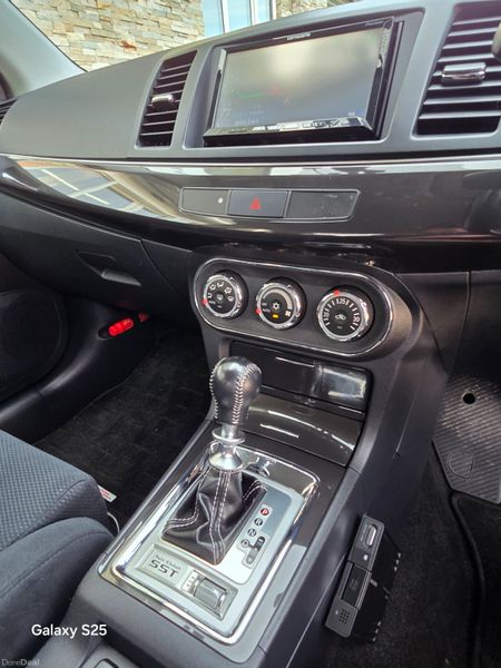 2010 mitisbishi EVO 10 382937600