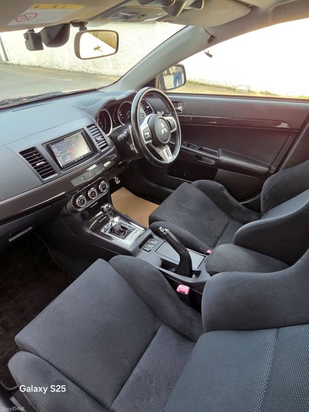 2010 mitisbishi EVO 10 382937606