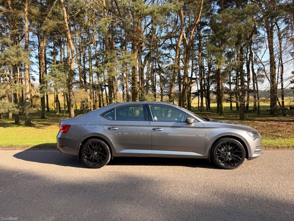 Skoda Superb 2022 TDI Stunning Car 383041968