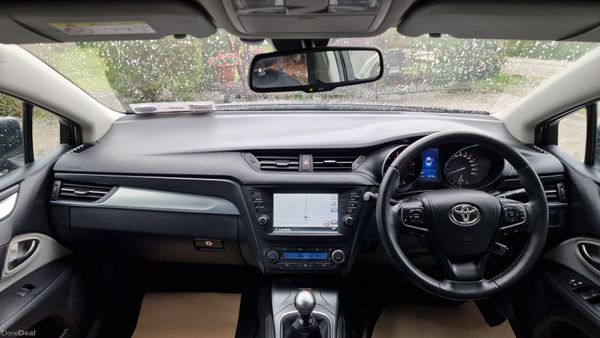 Toyota Avensis 2016 2.0D4D High Spec!1Owner!97k! 383042970